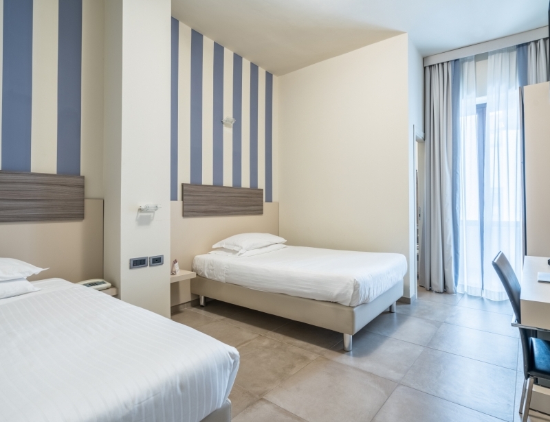 Camera doppia dell'Hotel Palace a Battipaglia