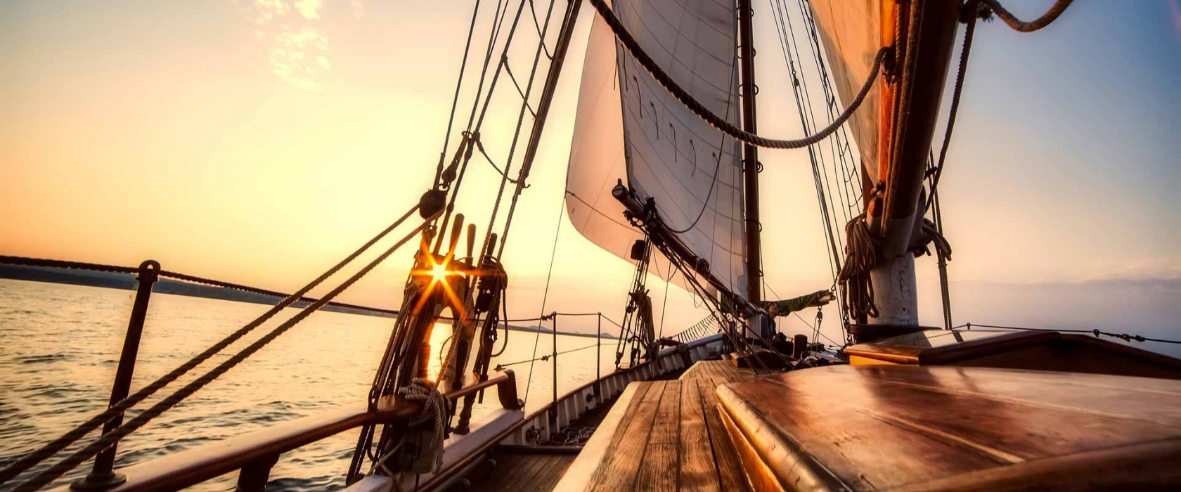 Giro in barca a vela | Attività Hotel Palace | Battipaglia
